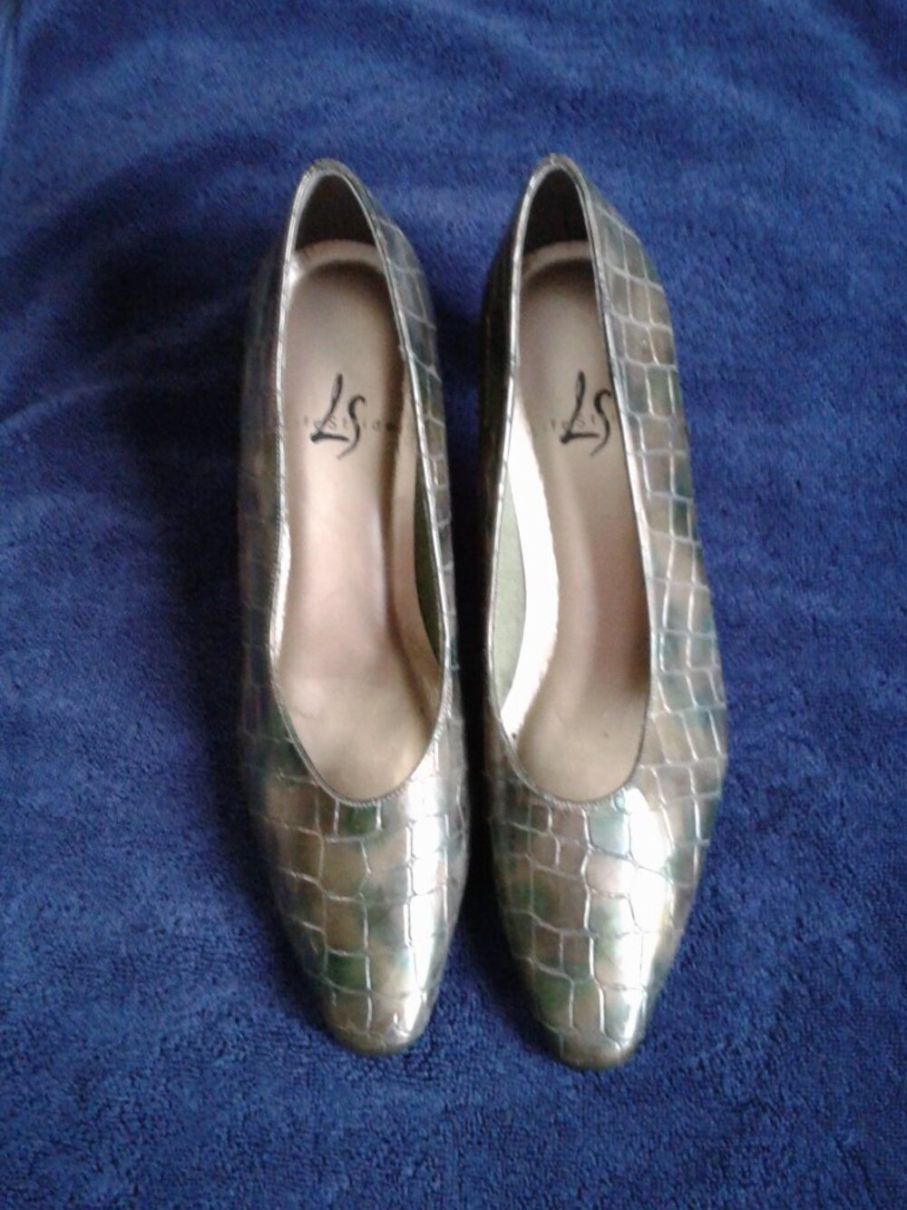 LifeStride Green Heels  Size 9 1/2 AA   2" Heel